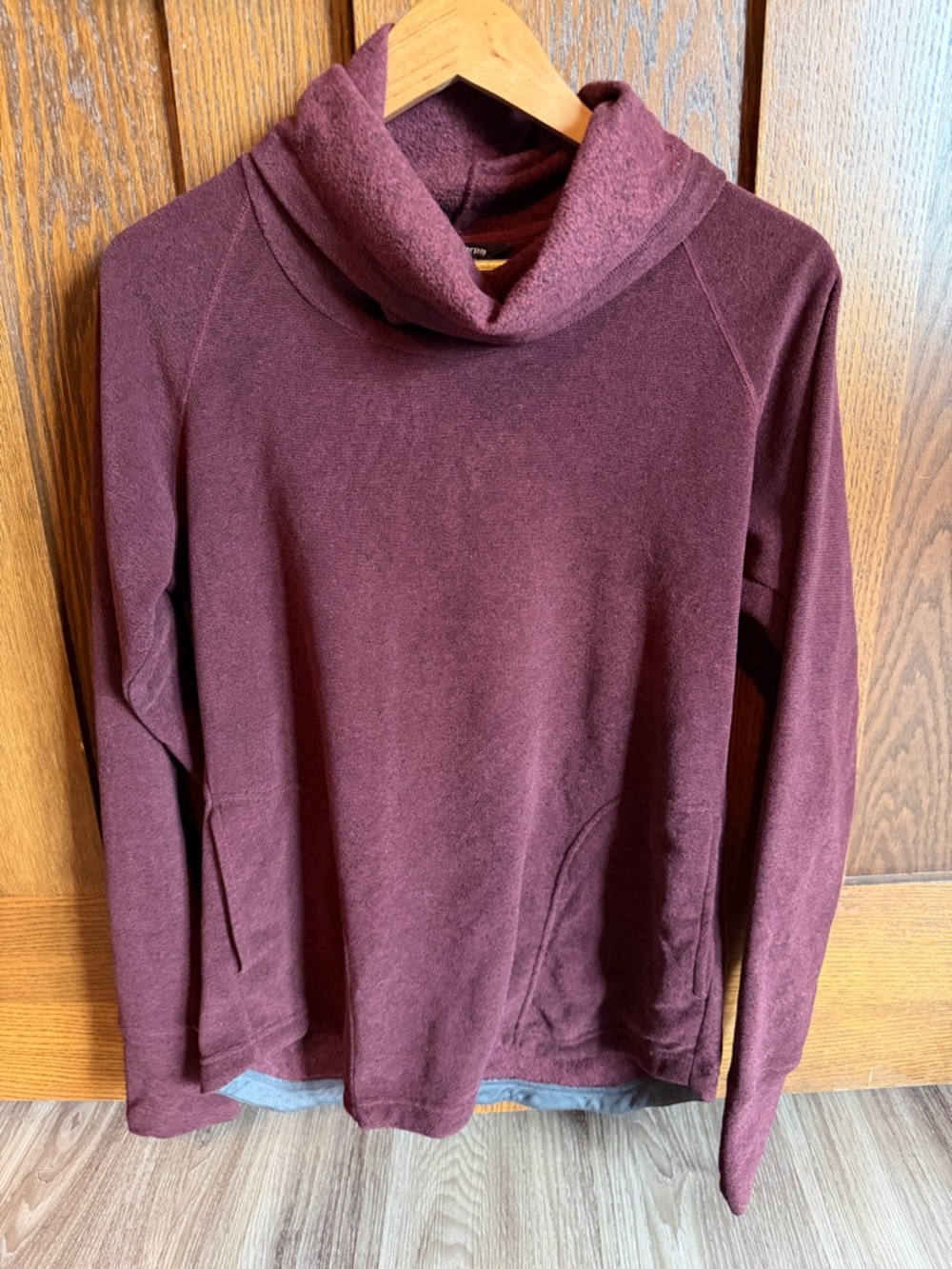 Women’s Cowl Neck Warm Sweater - Burgundy